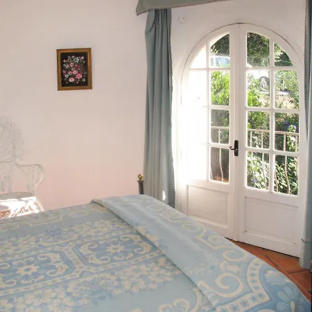 Holiday Cascabelle * La Nartelle